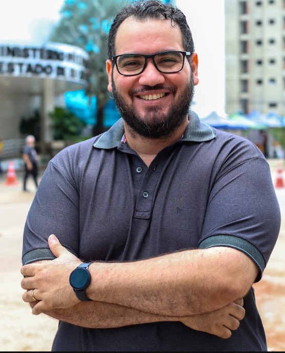 Armando J&uacute;nior